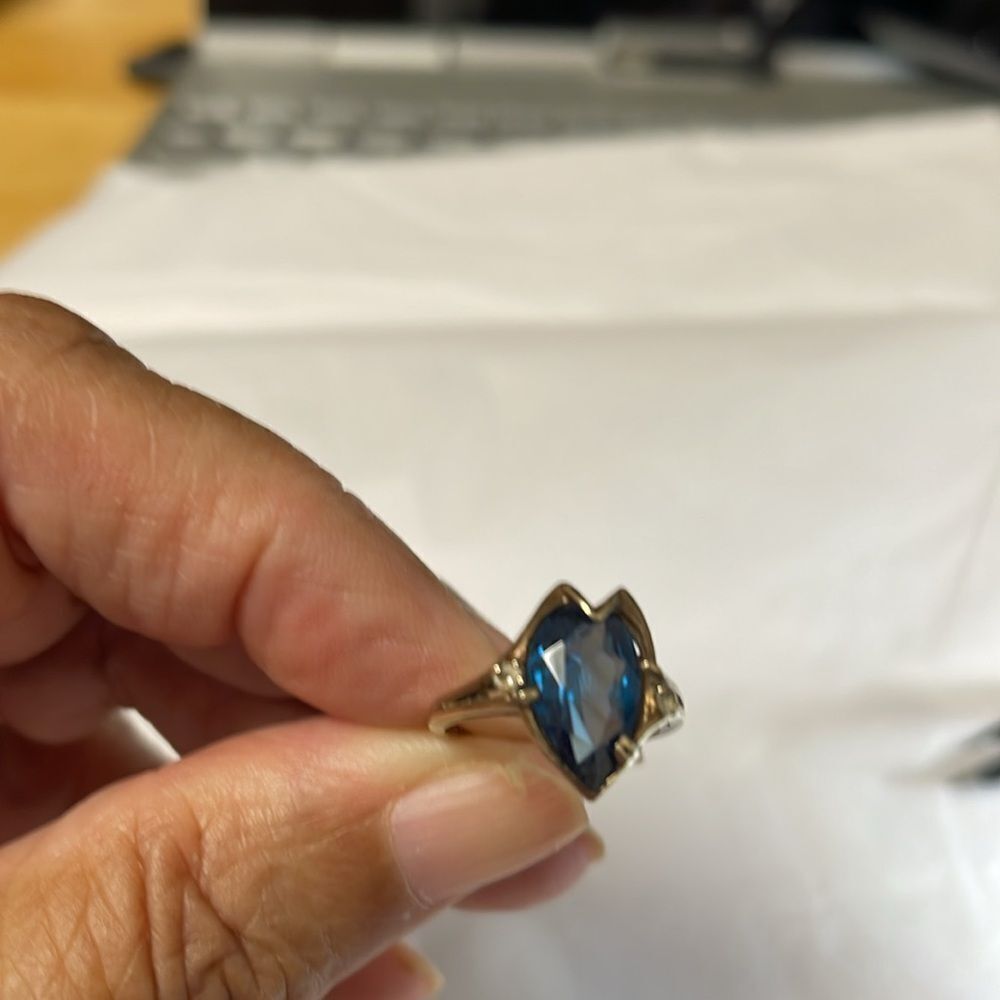 Vintage Dasun Elegant Blue with 2 stones 10K Gold Ring - Picture 7 of 16